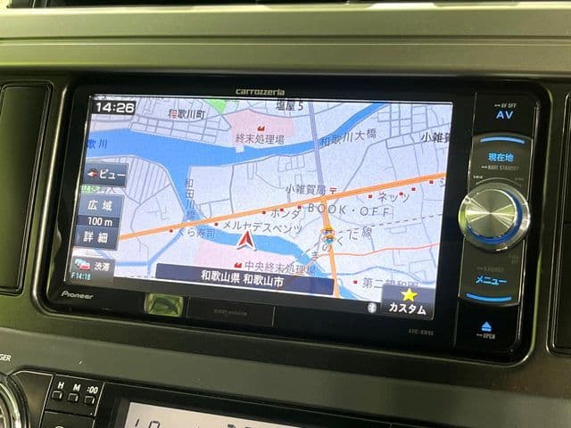 Car thumbnail 4