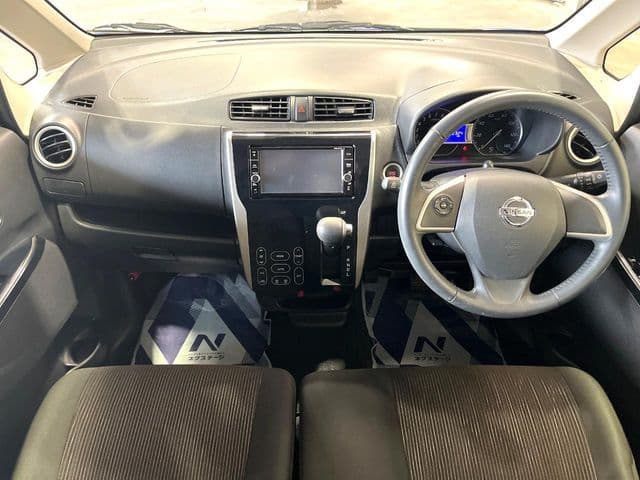 NISSAN