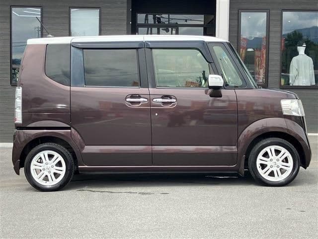 Car thumbnail 4