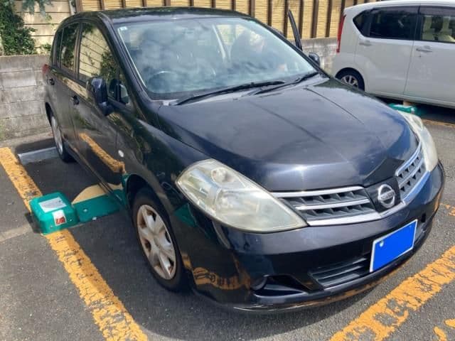 Car image 1