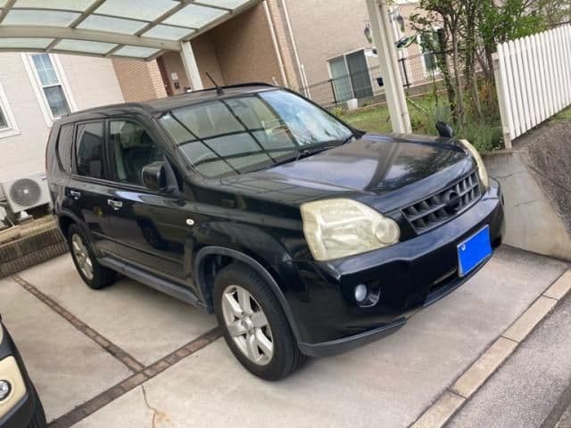 NISSAN