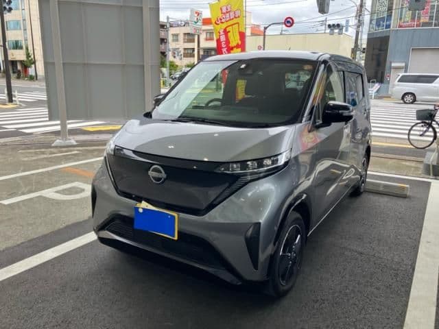 NISSAN