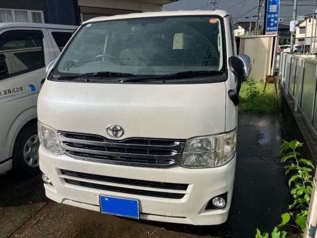 TOYOTA HIACE van 4WD