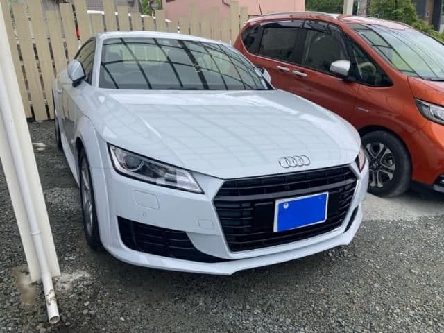 AUDI