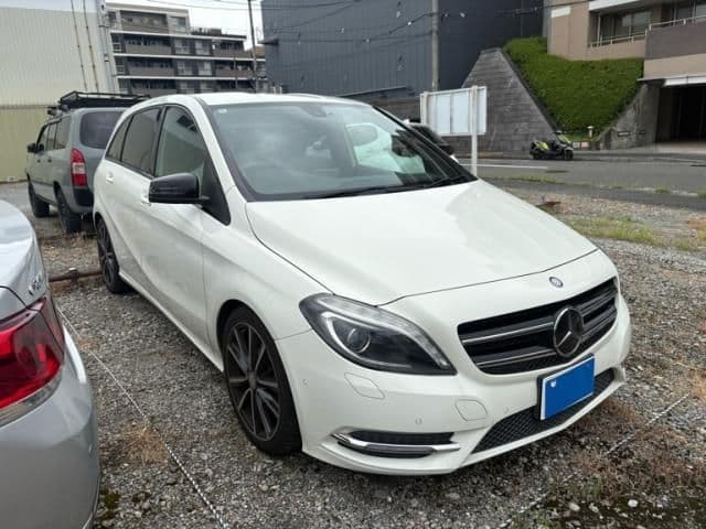 MERCEDES BENZ