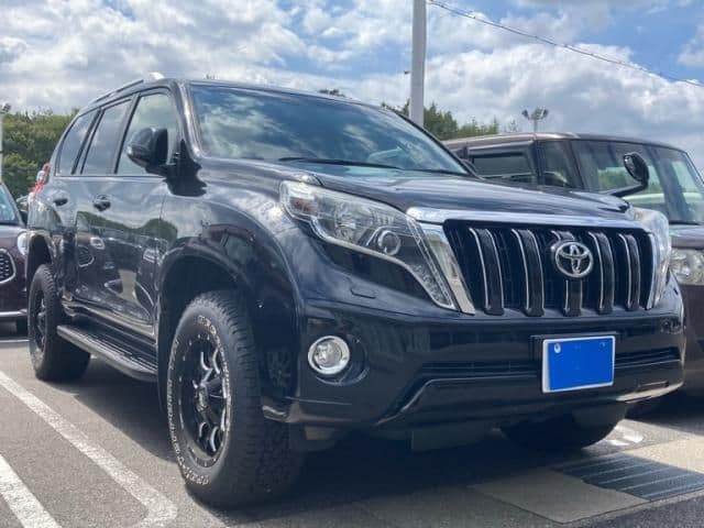 TOYOTA LANDCRUISER PRADO