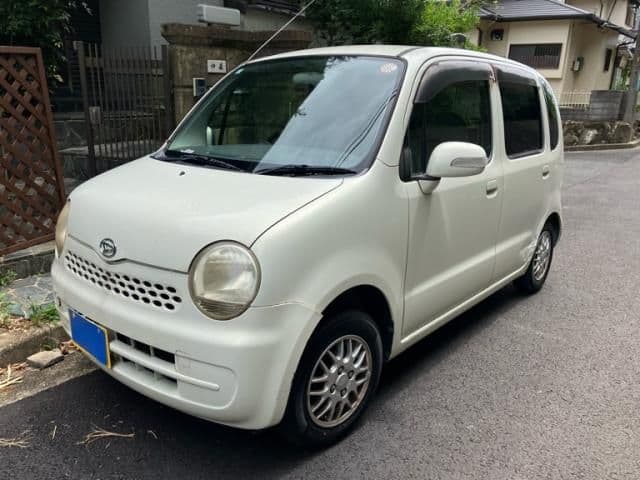 Car thumbnail 3