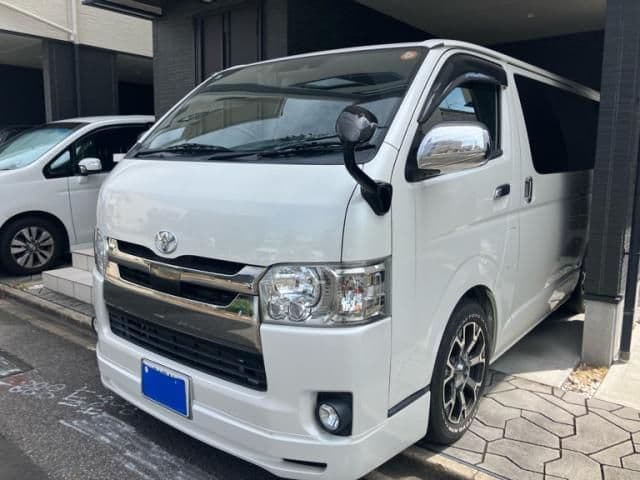 Car image 1