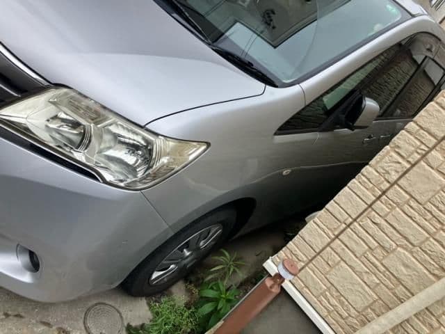 Car thumbnail 4