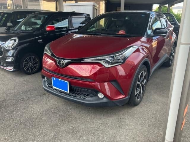TOYOTA C-HR 4WD