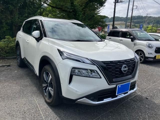 NISSAN