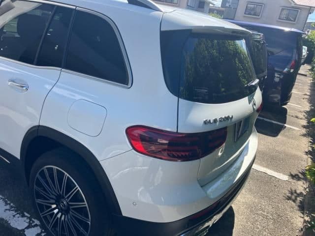 MERCEDES BENZ