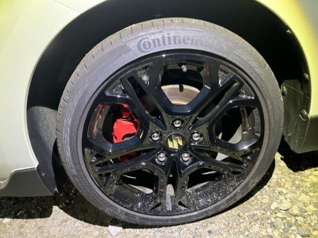 Car thumbnail 3