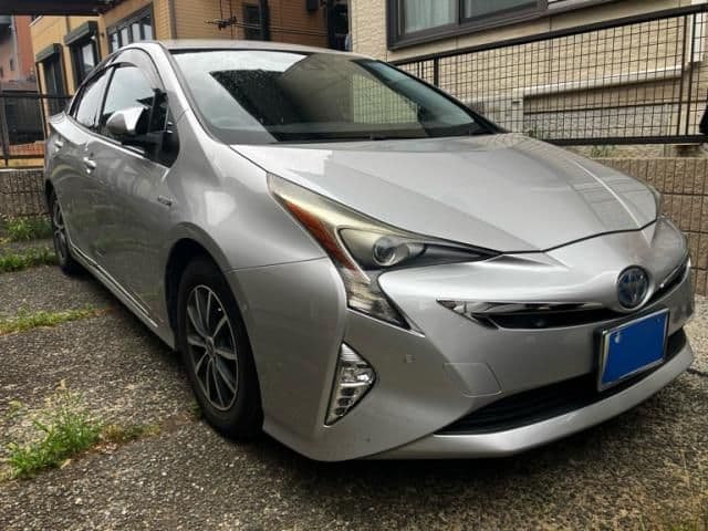 Car image 1