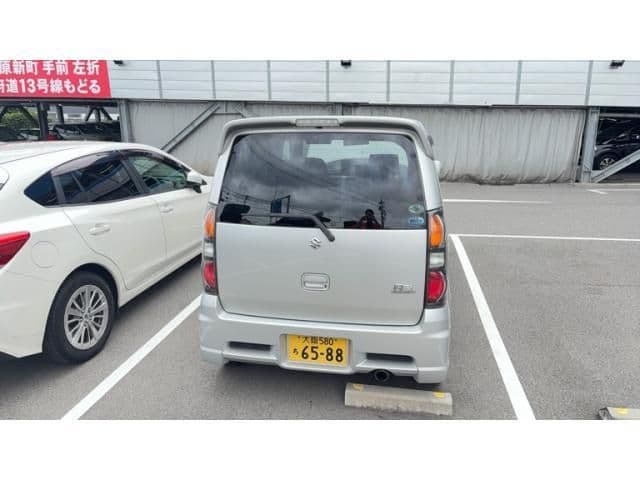 Car thumbnail 4