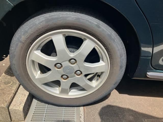 Car thumbnail 4
