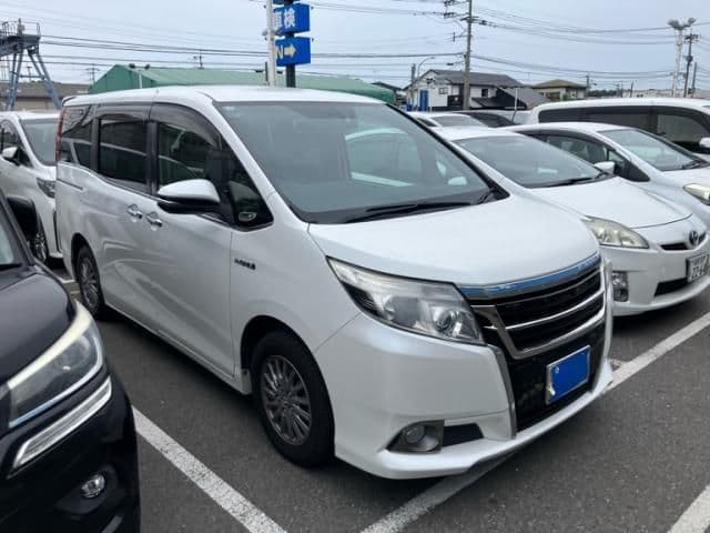 Car image 1