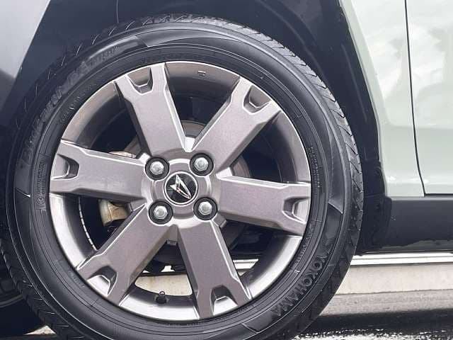 Car thumbnail 4