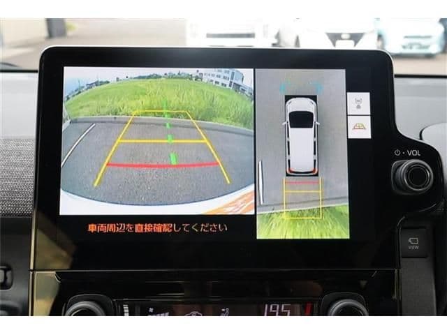 Car thumbnail 4