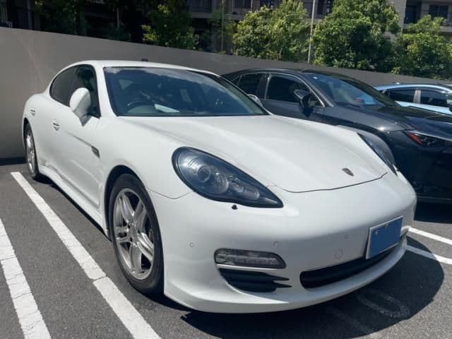 Car thumbnail 3