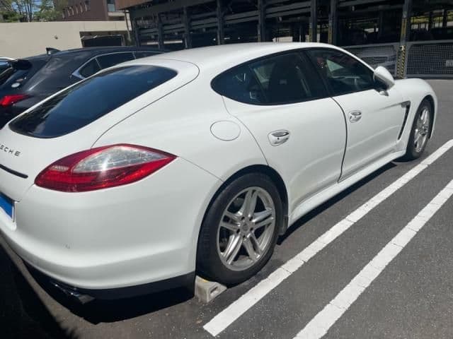 Car thumbnail 4