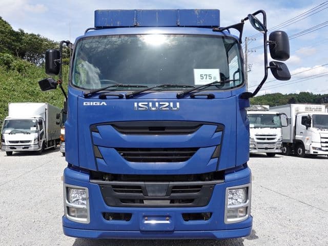 ISUZU