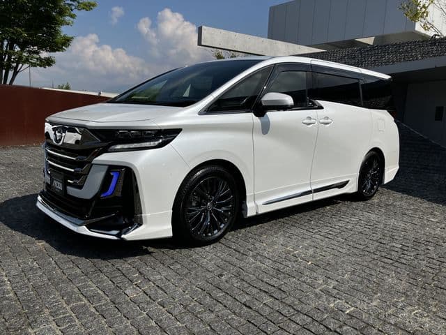 Car thumbnail 2