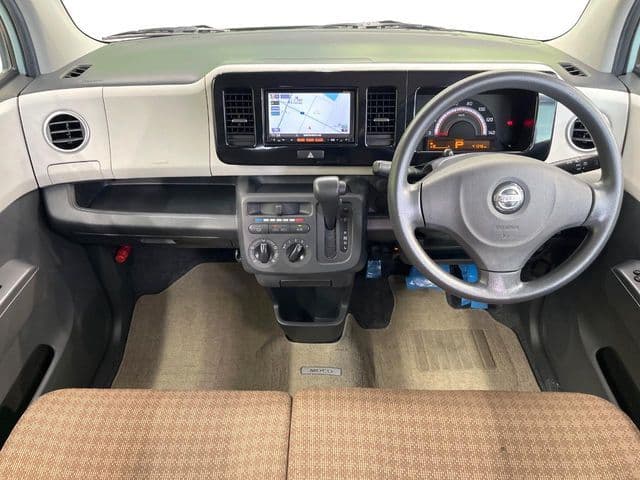 NISSAN