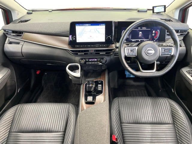 NISSAN