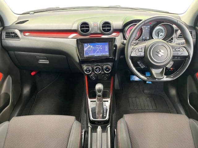 SUZUKI
