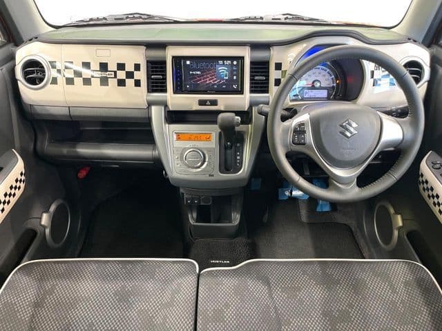 SUZUKI