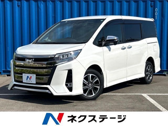 TOYOTA NOAH 4WD