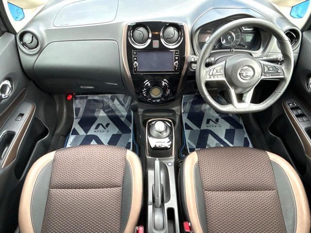 NISSAN