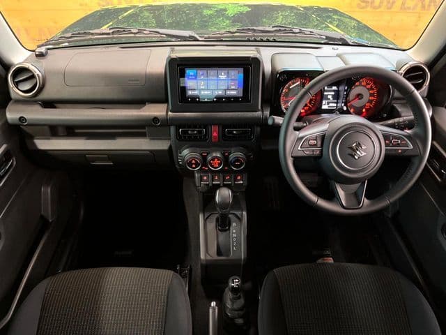 SUZUKI