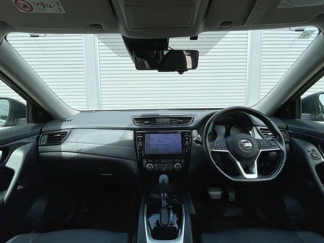 NISSAN
