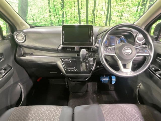 NISSAN