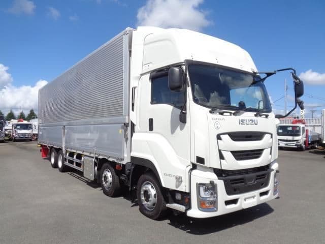 ISUZU GIGA