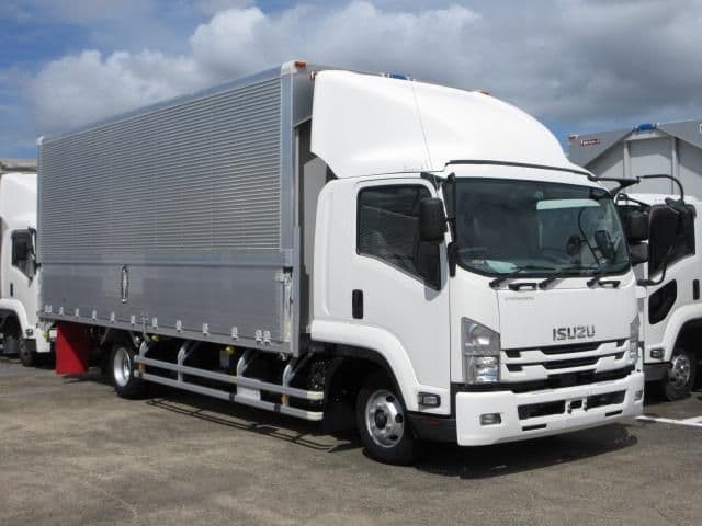 ISUZU