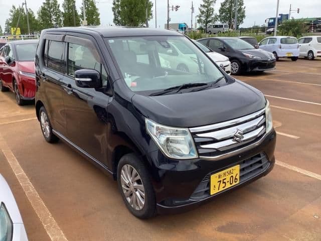 SUZUKI