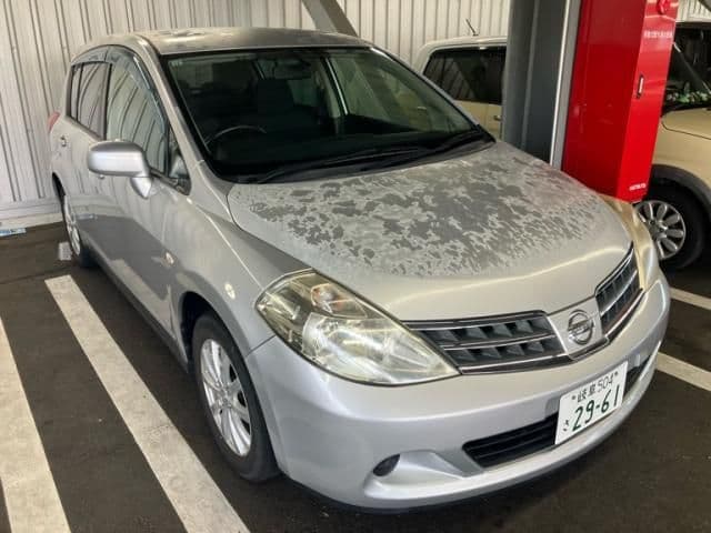 NISSAN
