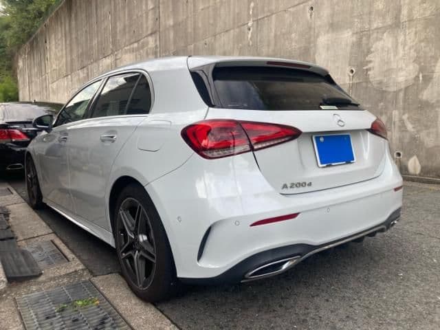 MERCEDES BENZ
