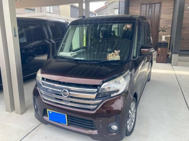 NISSAN DAYZ ROOX 4WD