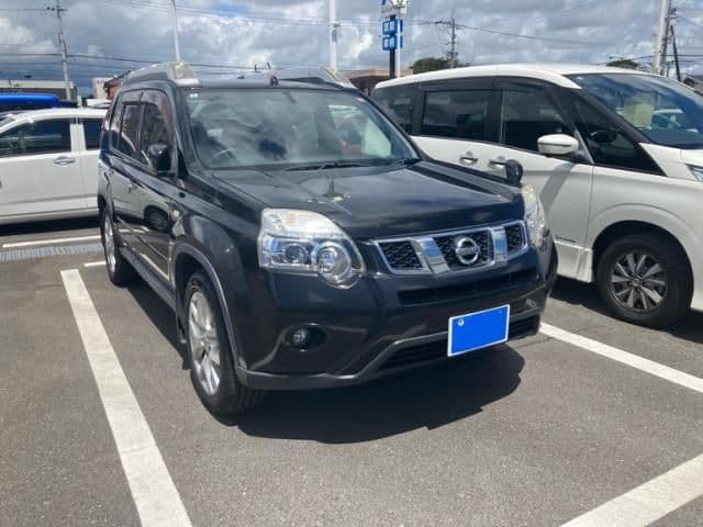 NISSAN
