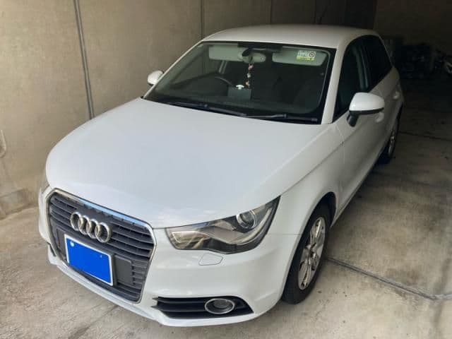 Car image 1