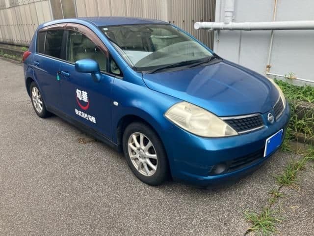 NISSAN