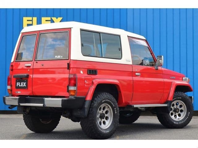Car thumbnail 4