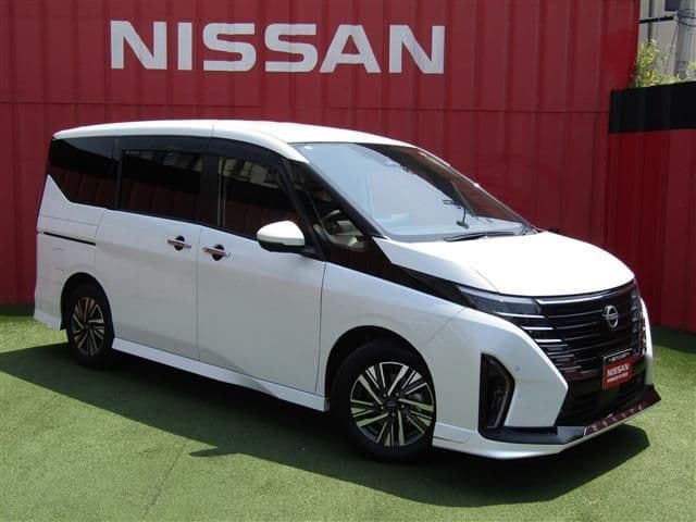 NISSAN SERENA  WG