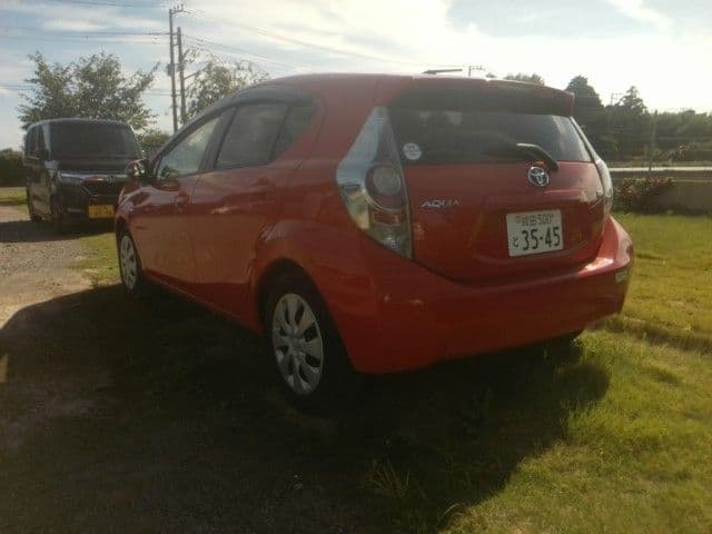 Car thumbnail 3