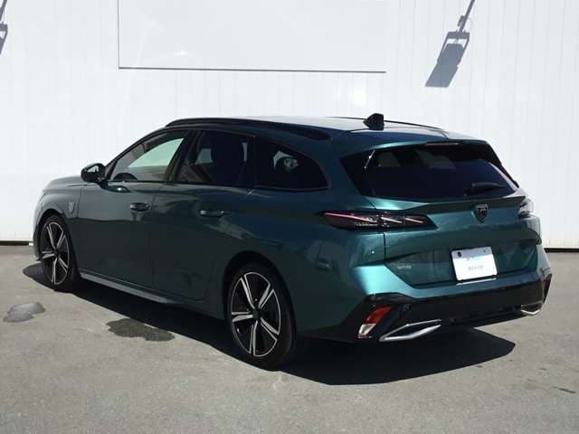 Car thumbnail 3