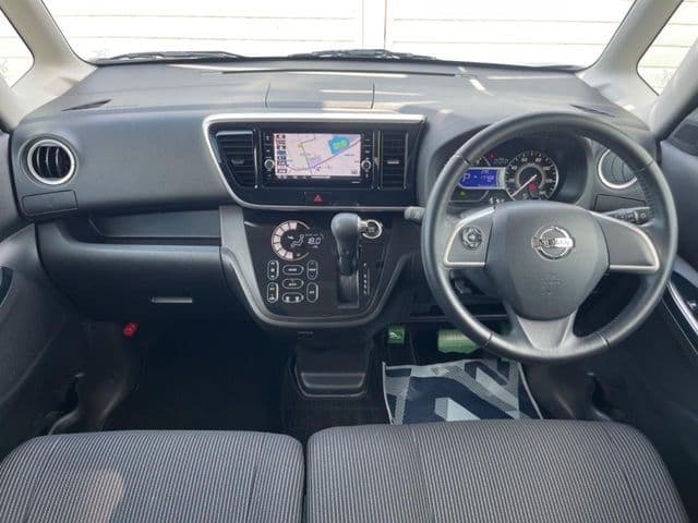 NISSAN